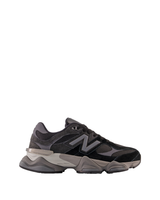 Black/Castlerock